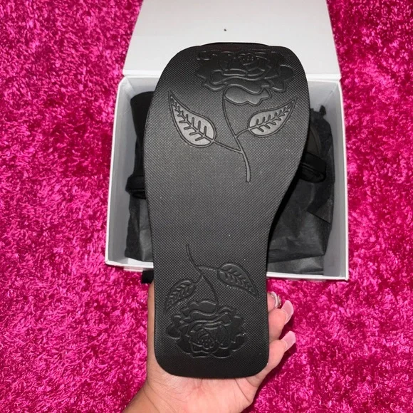 DEMONIA PLATFORMS 🖤 - Picture 2 of 3